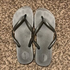 Metallic Old Navy Flip Flops